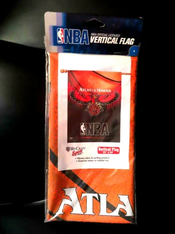Atlanta Hawks 27" x 37" Vertical Hanging Wall Flag. Logo.  NBA Wincraft Cover