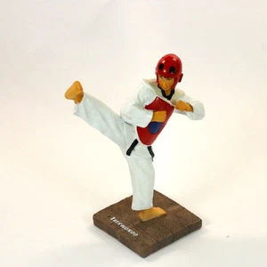 Taekwondo Model Doll- Side Kick & Taekwondo lift Kick model - Picture 1 of 2