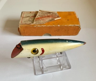 VINTAGE MARTIN FISH LURE  WOOD SALMON PLUG  GLASS EYE WHITE RED Blue W/ BOX Sz 5 - Image 1 of 4
