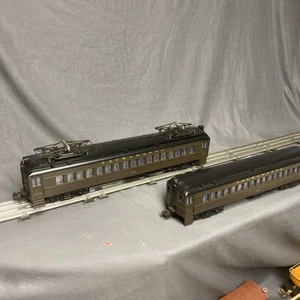 Lionel 6-18304 & 6-18305 O Gauge Lackawanna Commuter Cars (powered & non) - Picture 1 of 18