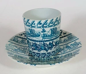 Nymolle Art Fayence Hoyrup Tasse & Untertasse Wikinger Kampfszenen Dänemark - Bild 1 von 8