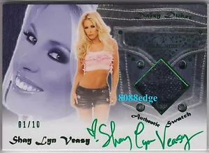 2011 BENCHWARMER VAULT SWATCH AUTO: SHAY LYN VEASY #1/10 AUTOGRAPH DAIZY DUKEZ - Picture 1 of 6