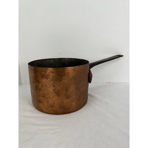 ANTIKER GROSSER 9" KUPFER SUPPENTOPF MIT EISENGRIFF TAUBENSCHWANZ NIETEN - Bild 1 von 9