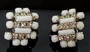 Vintage 1960s White Glass & Crystal Rhinestone Clip Back Earrings - Picture 1 of 6