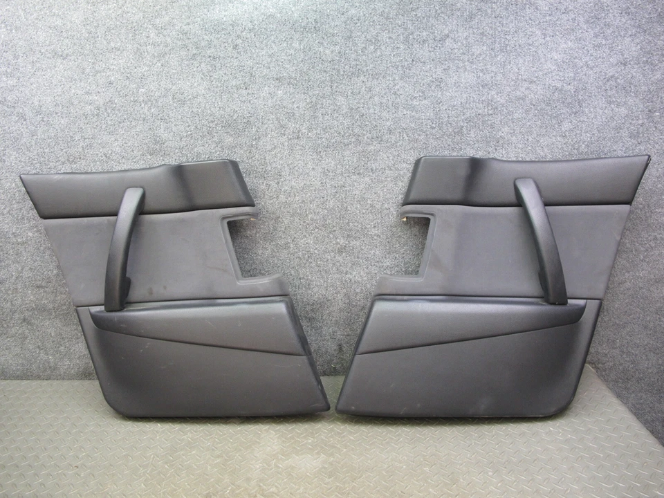 04-08 MAZDA RX8 PUERTA TRASERA IZQUIERDA Y DERECHA CUARTO PANEL MOLDURA JUEGO OEM Foto 1 de 4