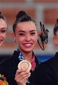 MAURELLI Alessia - ITA - Olympia 2024 -Rhythmische - BRONZE - 3.OS 24 - Picture 1 of 1