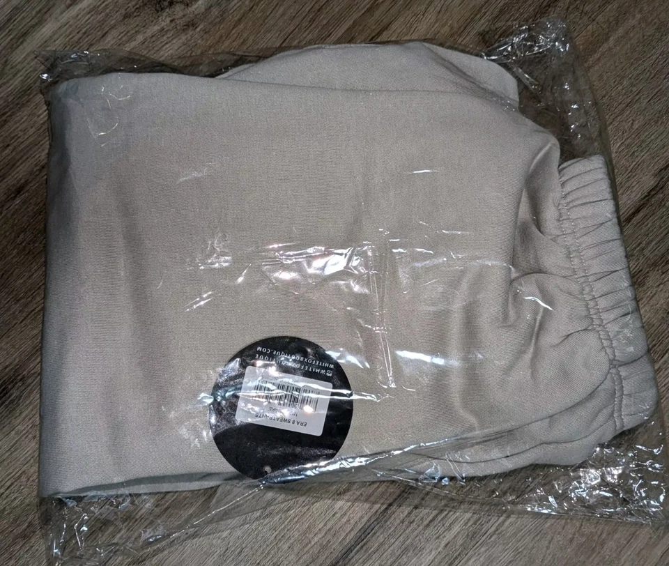 White Fox Boutique Era 8 Oversized Sweatpants - Mooncake - Size Small  New! - Image 1 of 1