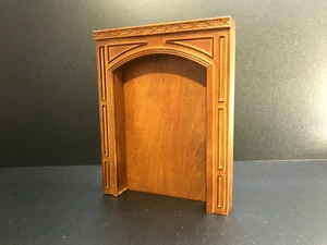 Panel de pared de nicho de nicho de arco liso MANOR 1:12 casa de muñecas madera en miniatura - Imagen 1 de 11