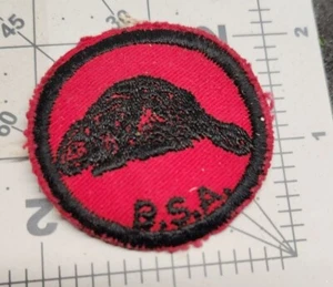 B.S.A. Biber Aufnäher Vintage rot/schwarz bestickt rund Design 2" Durchmesser - Bild 1 von 2