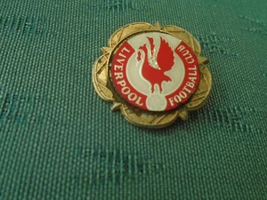 VINTAGE LIVERPOOL FOOTBALL CLUB - PLASTIC INSERT PIN BADGE - Picture 1 of 2