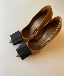 zauberhafte Pumps von Ritaeliseo Gr. 38 caramel braun mit Schleife - Bild 1 von 5