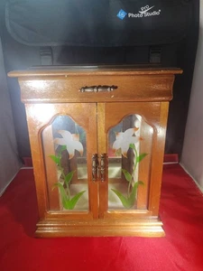 Portagioie vintage in legno massello vari compari bei disegni floreali su porta vetro - Foto 1 di 13