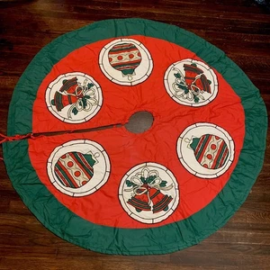 CHRISTMAS TREE SKIRT Appliquéd Ornaments Bells 53.5” Round Red Green 100% Cotton - Picture 1 of 10