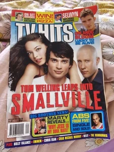 TV Hits Magazine. Smallville Cast. Tom Welling. Issue 169. September 2002 - Picture 1 of 2