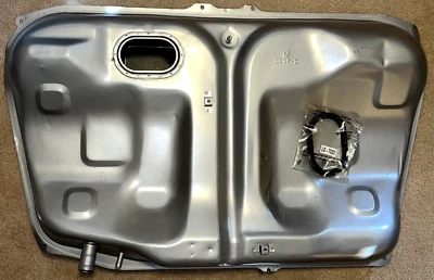 Tanque de combustible de gasolina para Toyota Avalon Lexus 1995 Foto 1 de 4