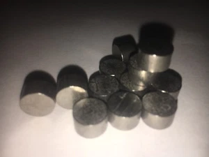 Pinewood Derby 1/4oz Incremental Tungsten Cylinders 3/8" diameter - Picture 1 of 2
