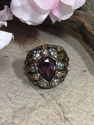 11. HEIDI DAUS Brass tone Purple Teardrop Colorful Rhinestone Ring 8", 18.3g - Image 1 of 4