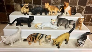 Vintage Lot 1989 Funrise Kitty World Famous Cat PVC 3" Realistic Toy Figure Set - Picture 1 of 7