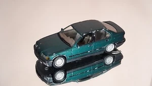 BMW - Green - Solido - Foto 1 di 8