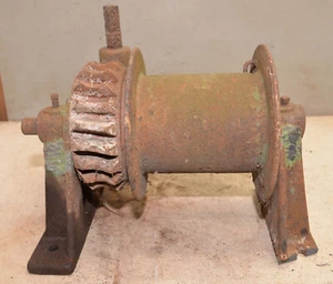 Antique Weller Mfg Co hand crank farm silo winch collectible mining logging tool - Picture 1 of 12