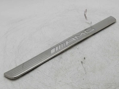 Mercedes GLS63 AMG X167 2021 placa de alféizar trasero derecho moldura LED plateado Foto 1 de 4