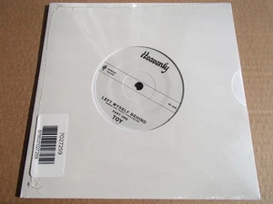 TOY - LEFT MYSELF BEHIND - VERY RARE 7" VINYL SINGLE - Foto 1 di 1