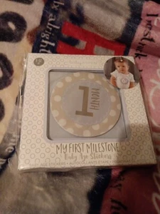 Babys erstes Meilensteinzeitalter  - Bild 1 von 2