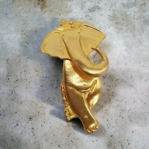 Vintage signierte Mali tanzender Elefant Brosche goldfarben beweglich 04/97 2"×1-1/4" - Bild 1 von 10