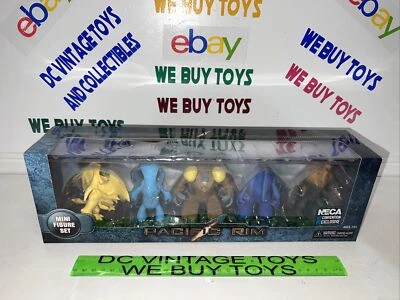 Pacific Rim 2015 Convention Kaiju Mini Figure Set 5-Pack Sealed NECA New 🔥 - Image 1 of 4