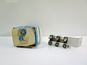 NOS MOPAR CIRCUIT BREAKER #2809014 2809014 - Picture 1 of 5