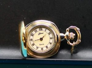Swiss BELAIR Pendant Pocket Watch Swiss Made Gold Tone Quartz - Picture 1 of 8