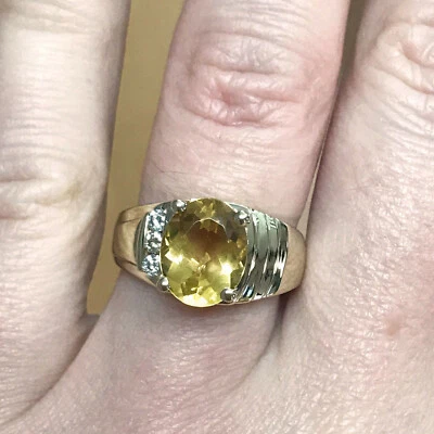 Anillo de cóctel de oro amarillo sólido de 14 k y diamantes naturales de citrino amarillo natural de 2,2 quilates dos Foto 1 de 4