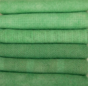 ALFOMBRA TEÑIDA A MANO LANA ENGANCHE Sobre-Teñida ~ "MENTA GATO" (Colección 6 piezas) - Imagen 1 de 12