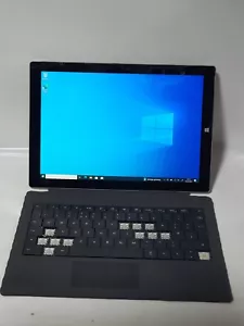 Microsoft Surface Pro 3 Core i5 Windows 10 tablet 4GB 128 GB SSD 12,3" incrinato - Foto 1 di 12