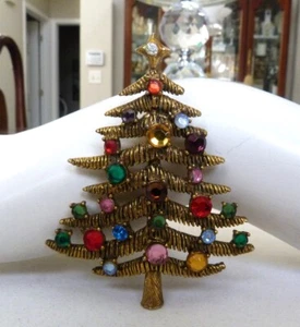 2 7/16" VINTAGE HOLLYCRAFT MODERNIST MID-CENTURY RHINESTONE CHRISTMAS TREE PIN - Picture 1 of 7