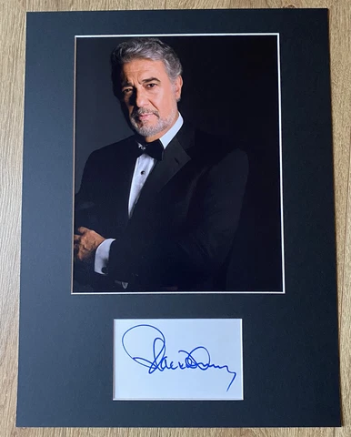 Placido Domingo  **HAND SIGNED**   16x12 mounted display - AUTOGRAPHED Cover