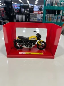 Ducati Scrambler Icon 1:18 model - Picture 1 of 3
