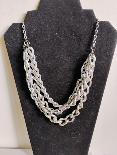 VETEMENTS Collana dichiarazione 24 pollici