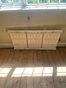 reclaimed cast iron radiator - Picture 1 of 1