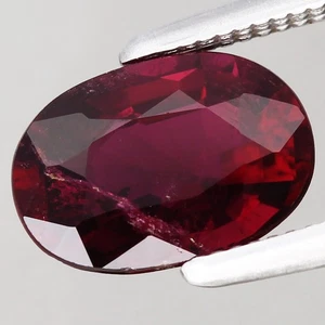 1.09ct 8x5.5mm Oval Natural Unheated Purplish Red Rubellite Tourmaline Mozambiq - Picture 1 of 4