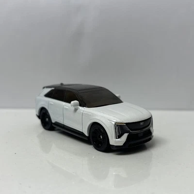 2025 25 Cadillac Escalade IQ Collectible 1/64 Scale Diecast Diorama Model - Image 1 of 4