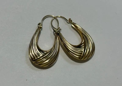 (MA6) 14k Yellow Gold Textured Oval Fancy Hoop Earrings - 1.5 Grams - Image 1 of 4
