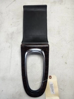 Chevrolet Impala LTZ 2008-2011 3,6 bisel de cambio con alfombrilla de bandeja OEM  Foto 1 de 4