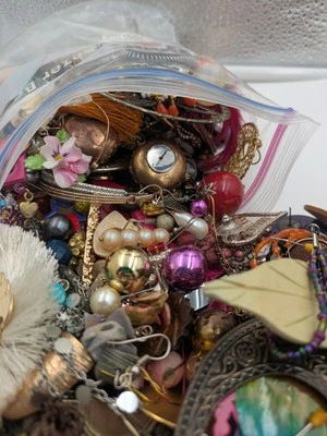 Over 2lbs Of Loose Mismatched Earrings For Crafts Repurposing Or Wear - Image 1 of 4