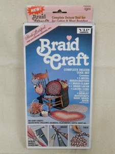 De Colección Trenza Artesanal - Shirley Botsford - Juego Completo de Herramientas de Lujo - 1987 Distlefink - Imagen 1 de 9