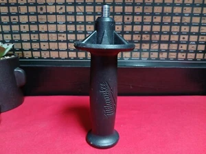 GENUINE MILWAUKEE SIDE HANDLE ASSEMBLY 42-62-0120 ( 10MMX1.50 THREAD Free Shipp - Picture 1 of 9