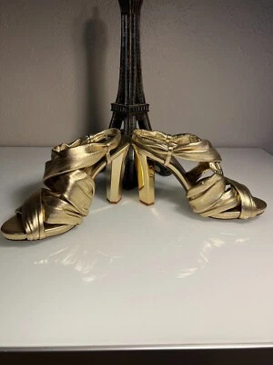Plantilla Diane vonFurstenberg Oro Metálico Tacones Altos 4" Talla 6 M 9" Hecha en Italia Foto 1 de 4