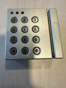 Aritech ATS1156 Keypad 3-LED-Bedienteil mit Kartenleser Installation Sheet - Bild 1 von 8