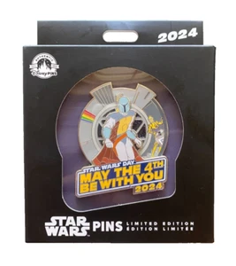 DISNEY PARK 2024 STAR WARS DAY BOBA FETT R2-D2 MAY THE 4TH BE WITH YOU JUMBO PIN - Picture 1 of 1