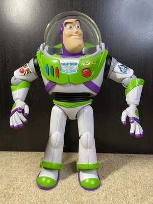 Toy Story Collection Buzz Lightyear Flashing Wings Laser Moving Head PAT PENDING - Image 1 of 4